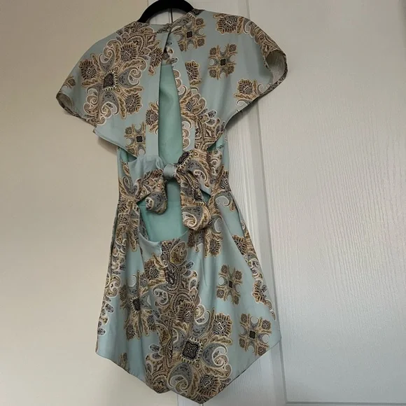 Aztec Print Romper - Picture 4 of 6